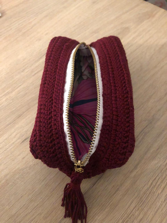 Cartuchera Artesanal Premium - Color Vino Tinto.